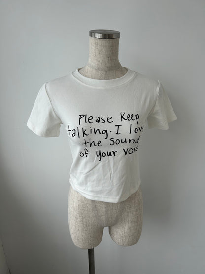 ＜LE2242901＞　ロゴTシャツ