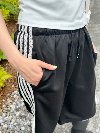 ＜SL2242608＞　サイドレースリボンハーフパンツ