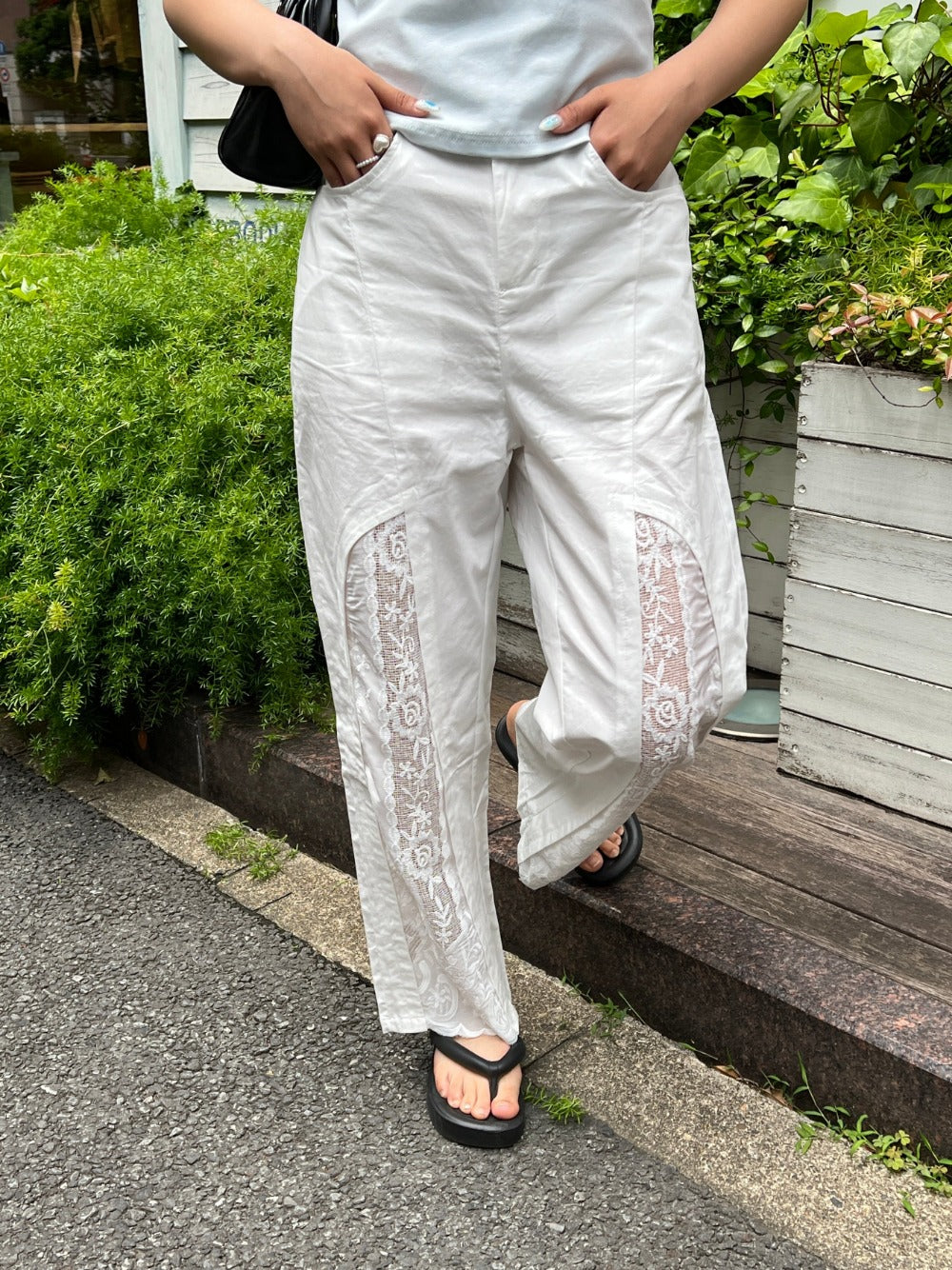 ＜SL2242609＞　レーススリットパンツ