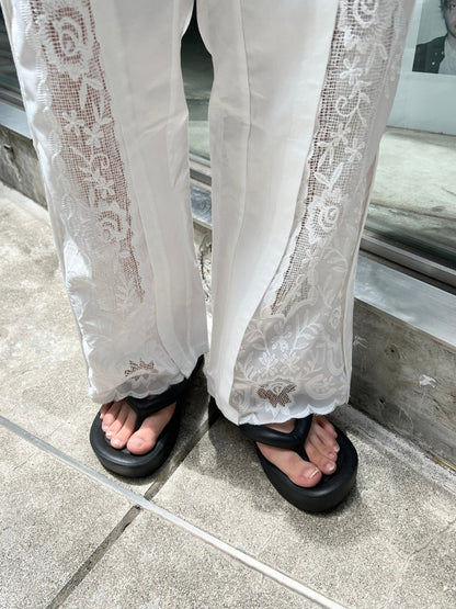 ＜SL2242609＞　レーススリットパンツ