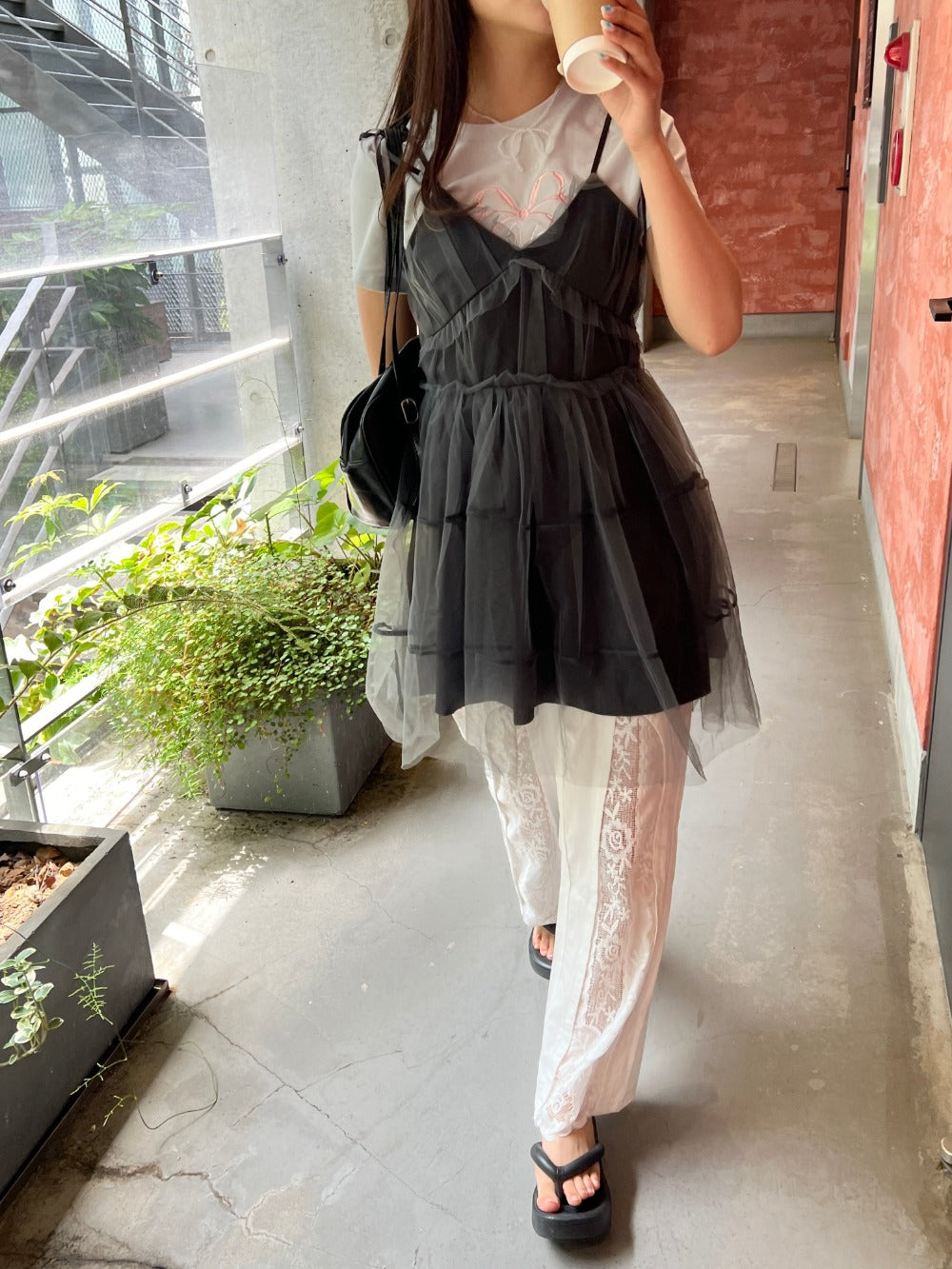 ＜SL2242609＞　レーススリットパンツ