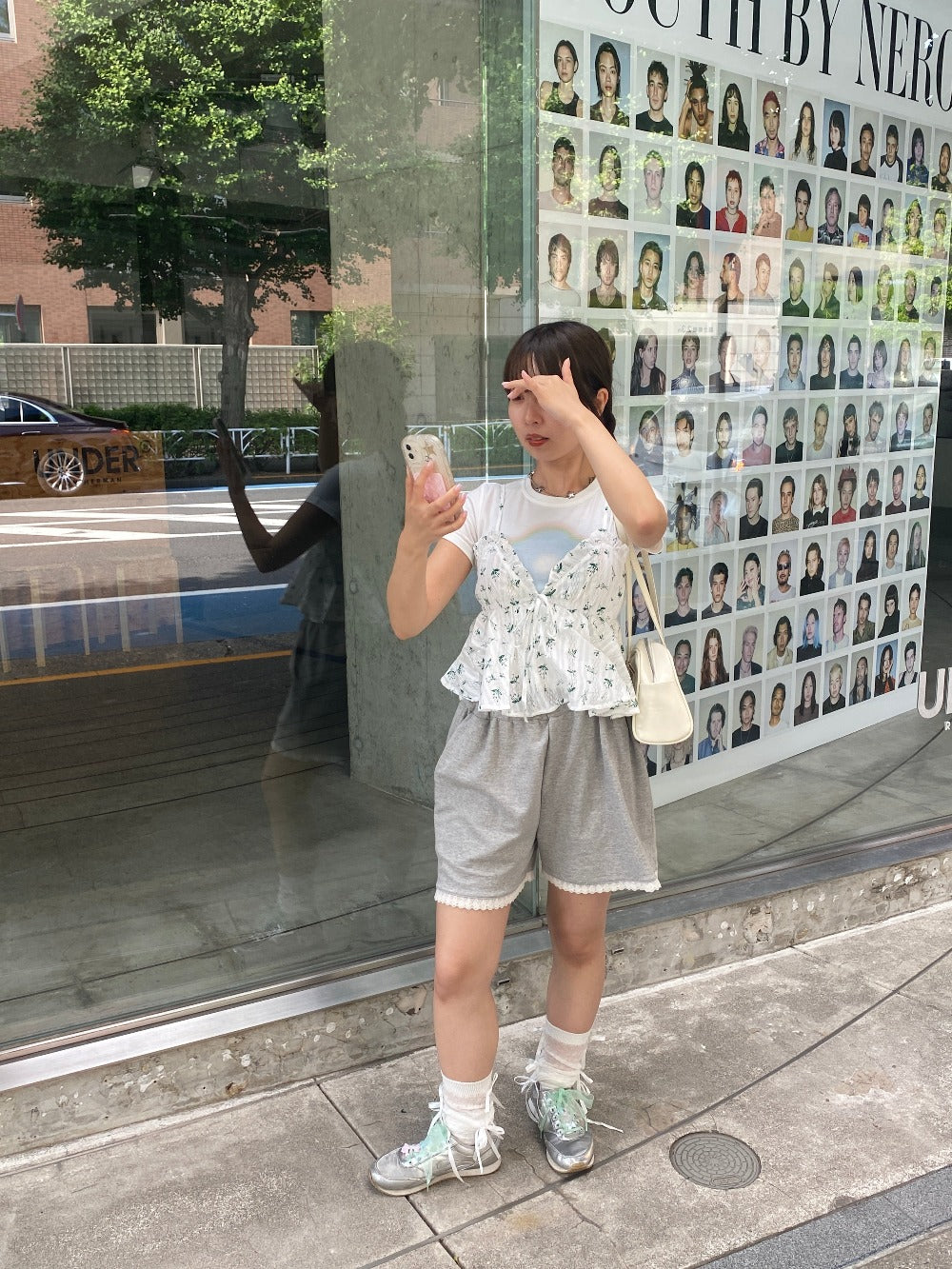 ＜SL2242601＞　フラワーフリルビスチェ