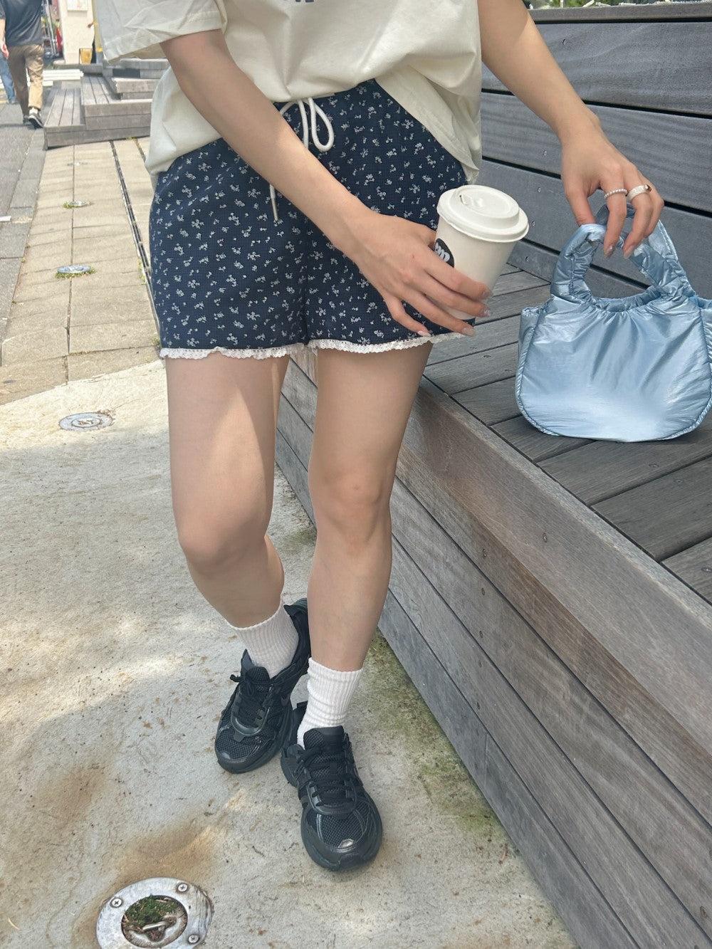 ＜SL2242617＞　小花柄フリルメロウショートパンツ