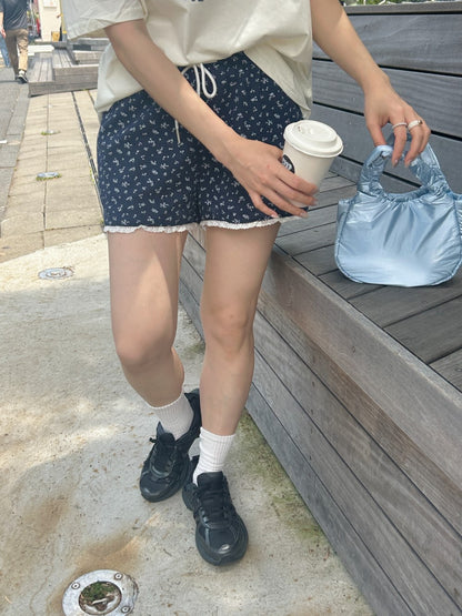 ＜SL2242617＞　小花柄フリルメロウショートパンツ