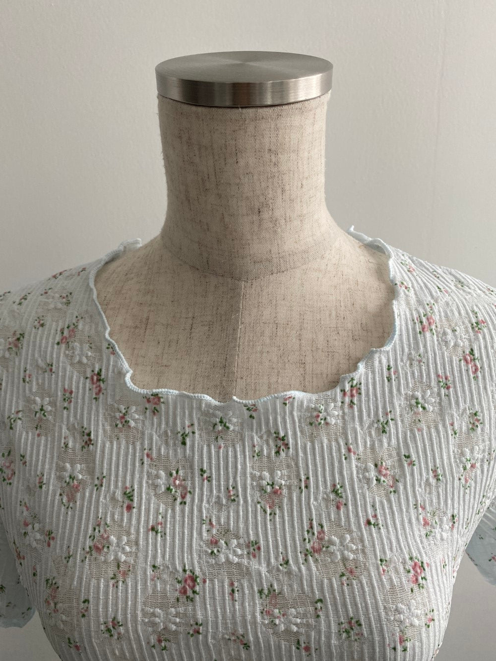 ＜SL2242639＞　flower tee