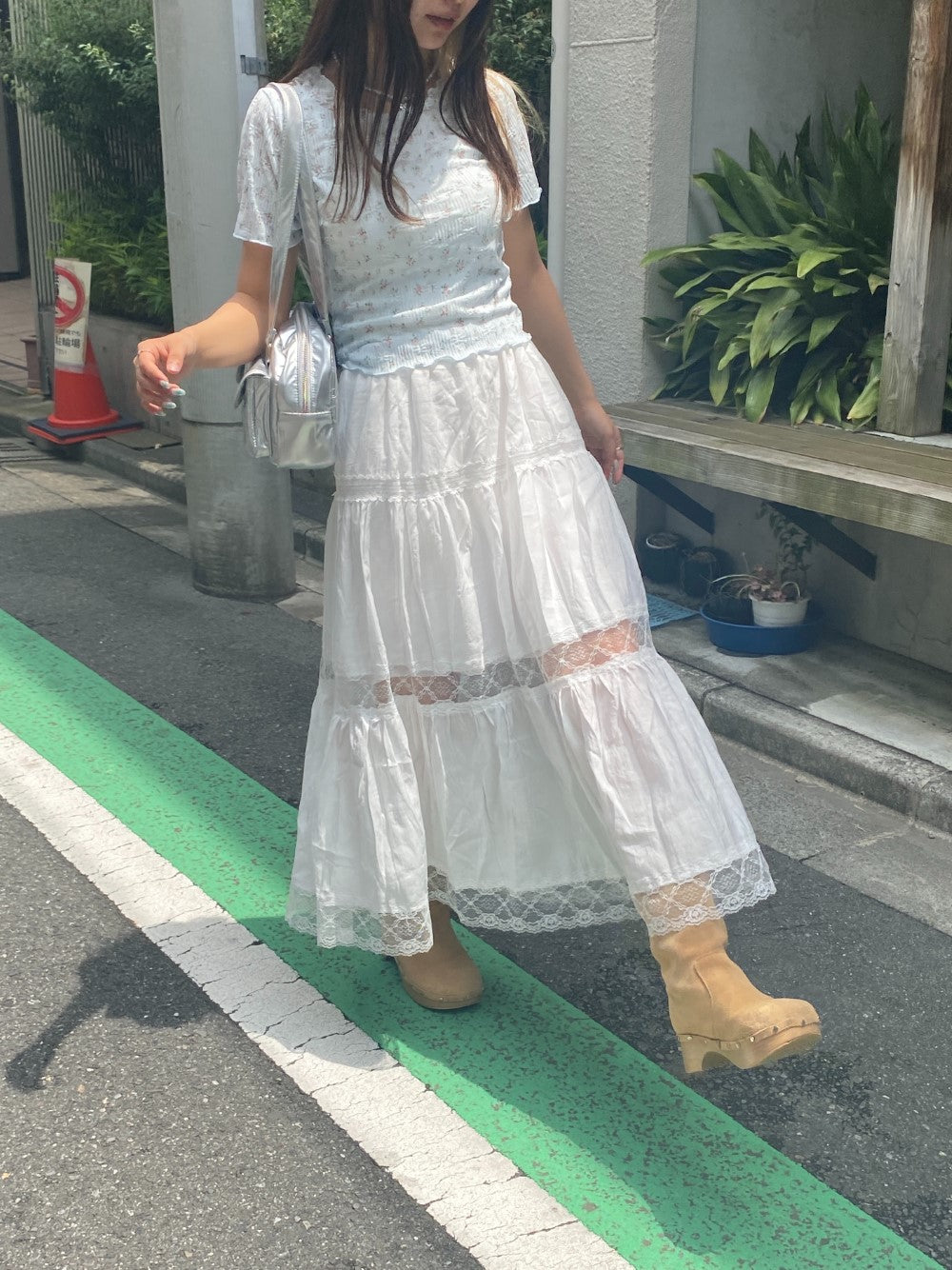 ＜SL2242639＞　flower tee
