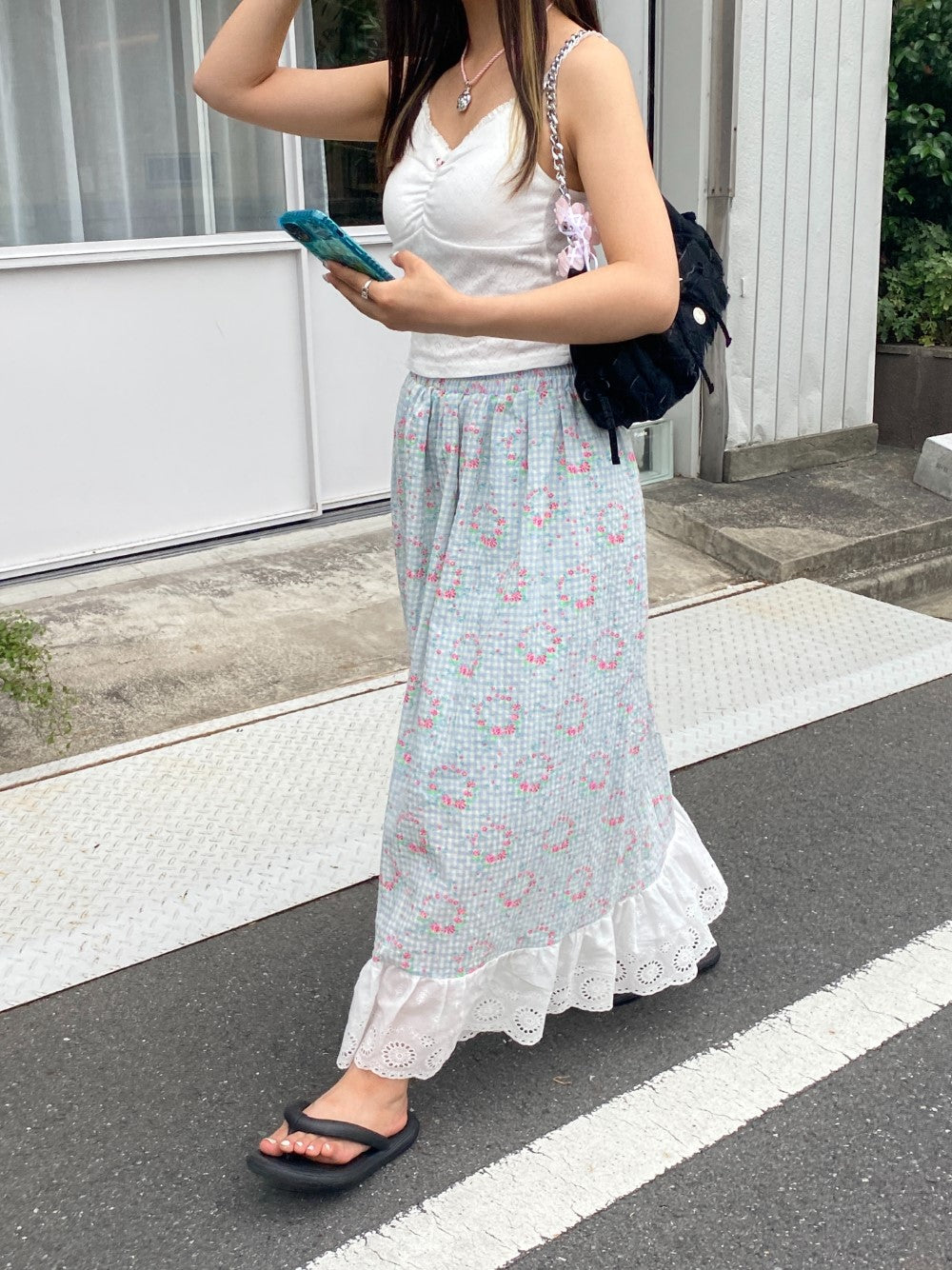 ＜SL2242651＞　フラワーデザインチェックスカート