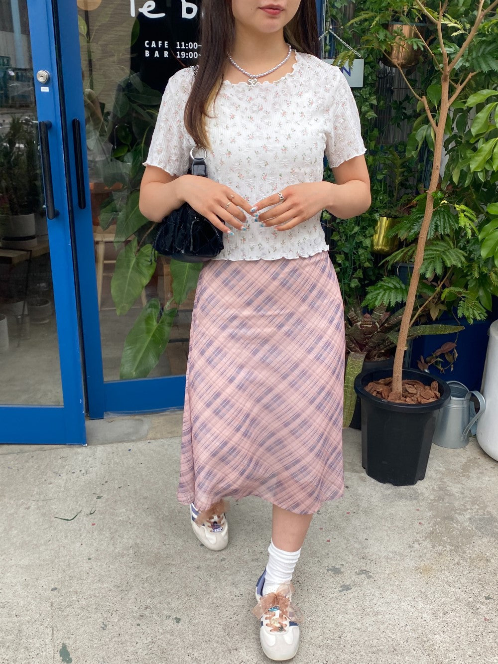 ＜SL2242639＞　flower tee
