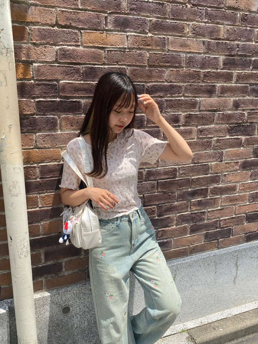 ＜SL2242639＞　flower tee