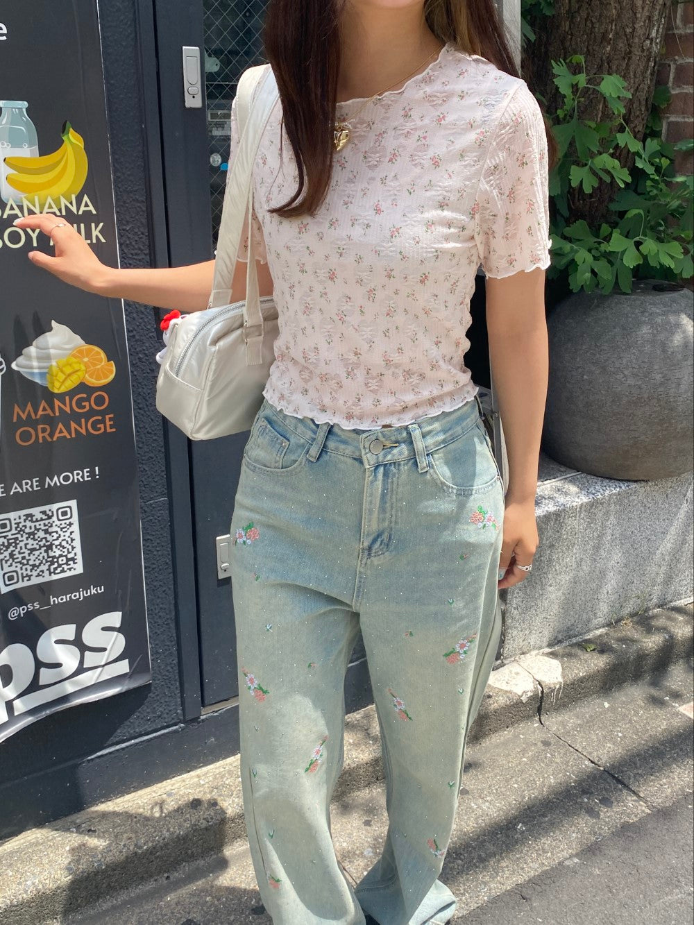 ＜SL2242639＞　flower tee