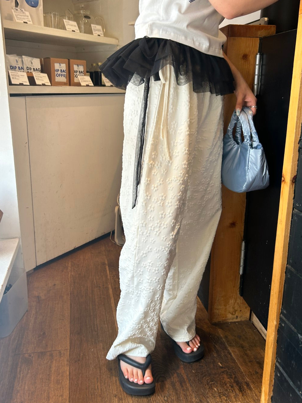 ＜SL2241665＞　フラワーエンボスパンツ
