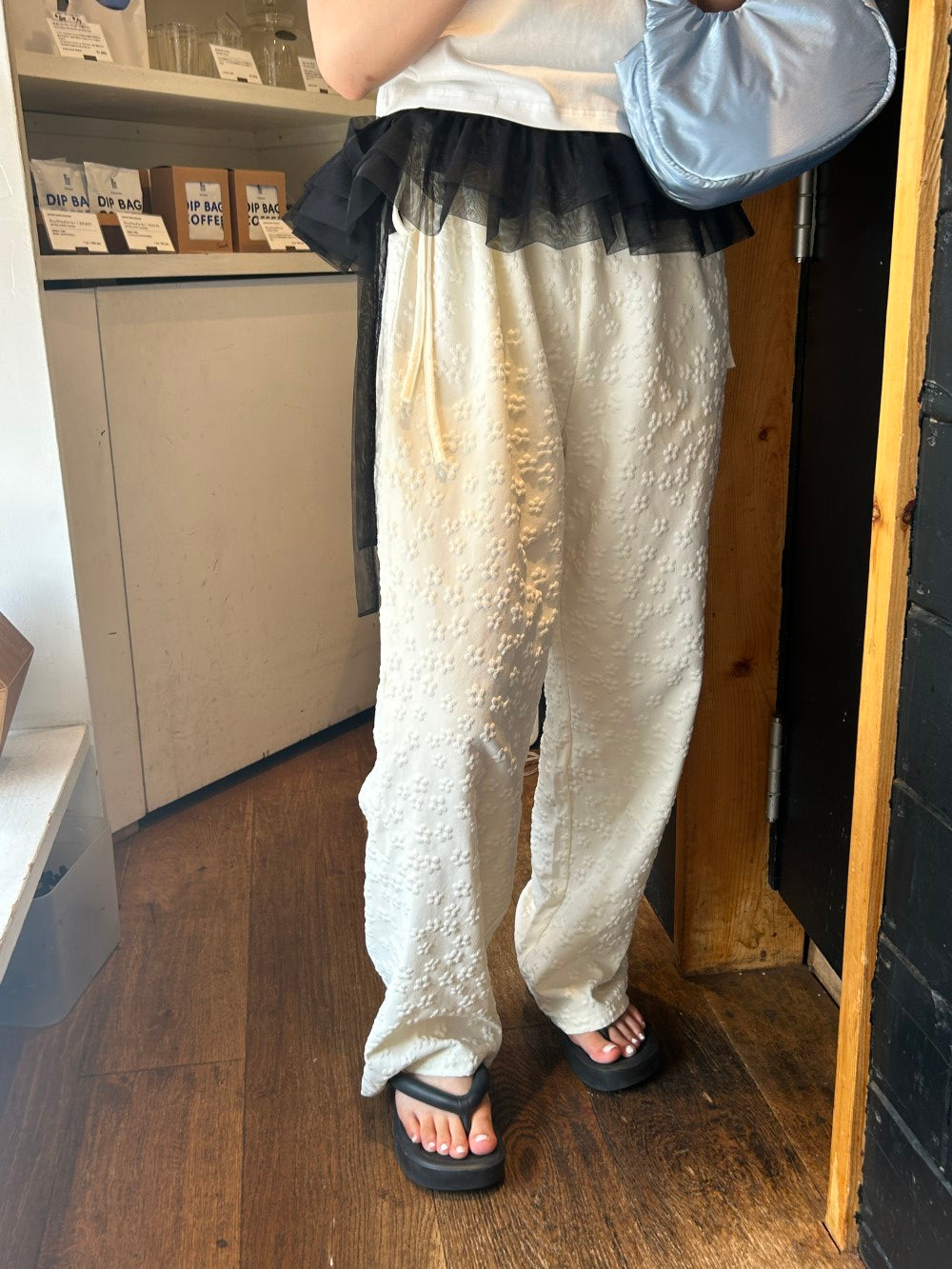 ＜SL2241665＞　フラワーエンボスパンツ