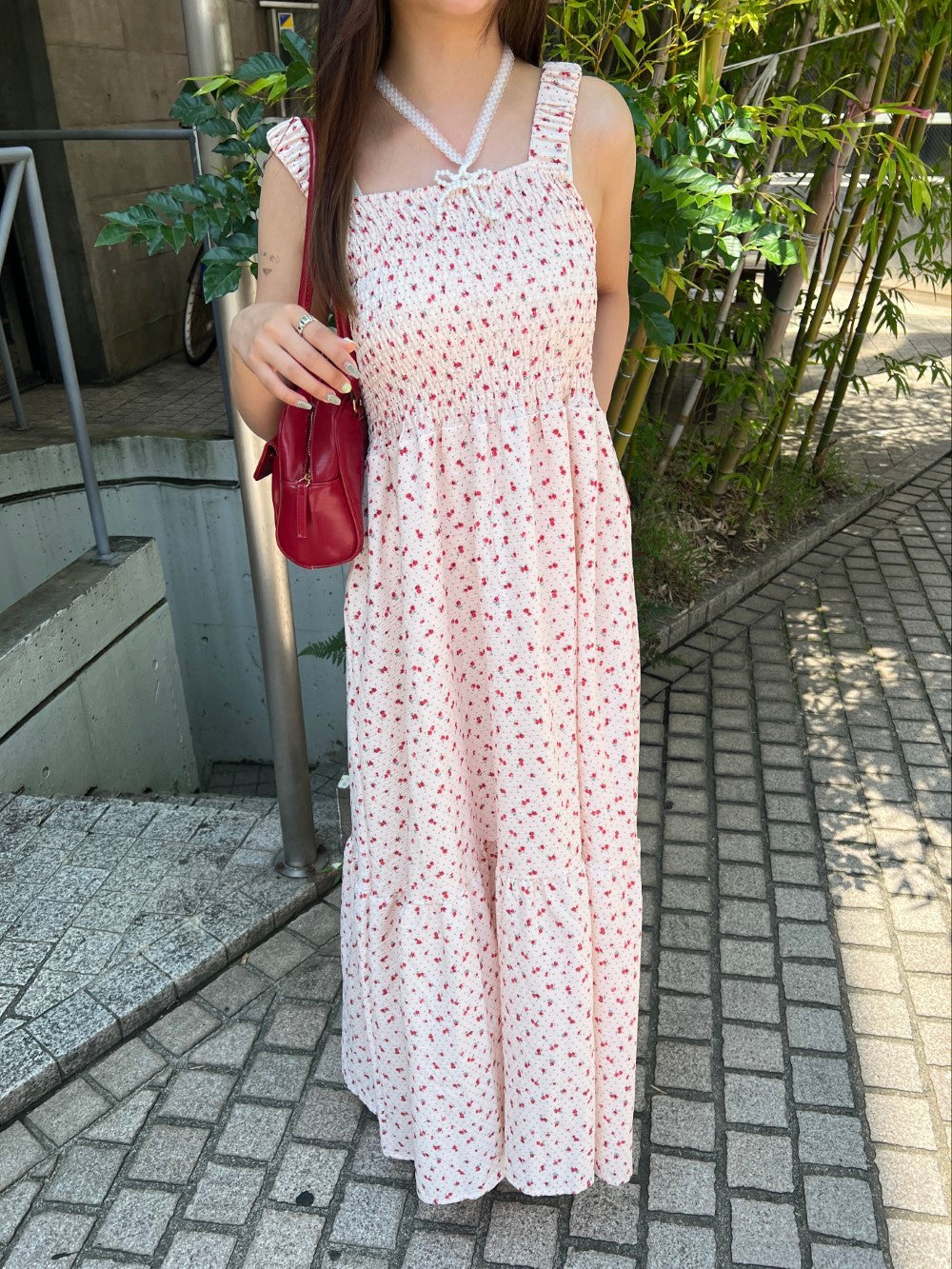 ＜SL2242658＞　小花柄シャーリングロングワンピース
