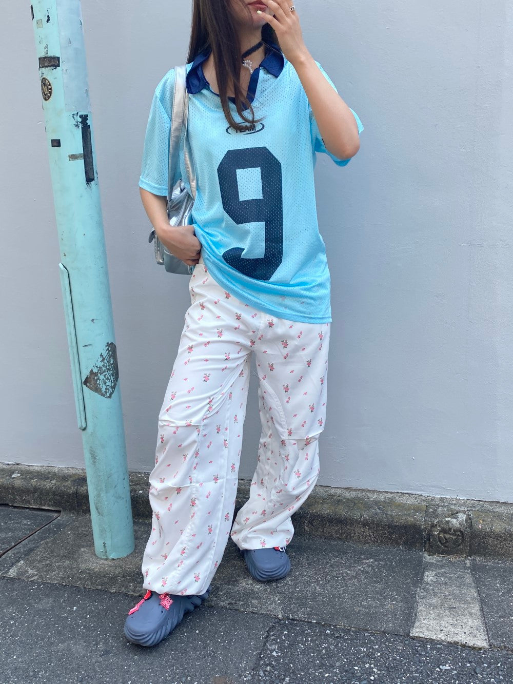 ＜SL2233644＞　フラワーカーゴパンツ