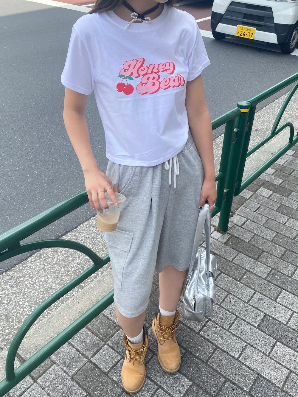 ＜SL2242678＞　チェリークロップドTシャツ