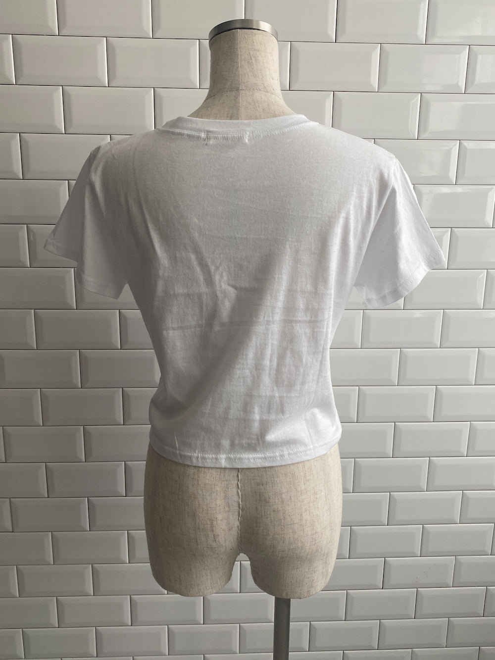 ＜SL2242678＞　チェリークロップドTシャツ