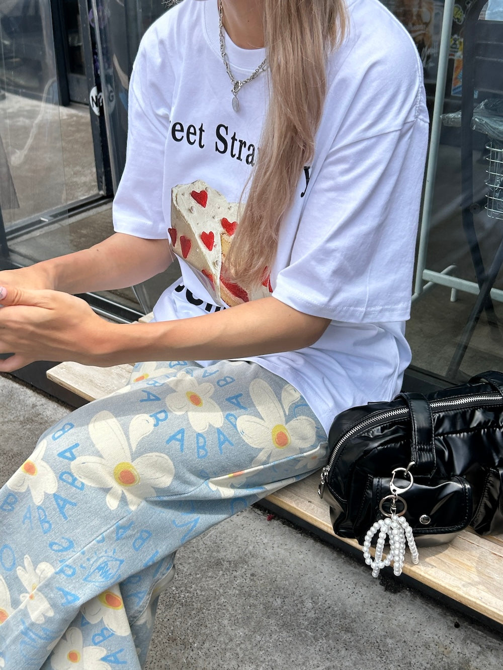 ＜SL2242679＞　strawberry T