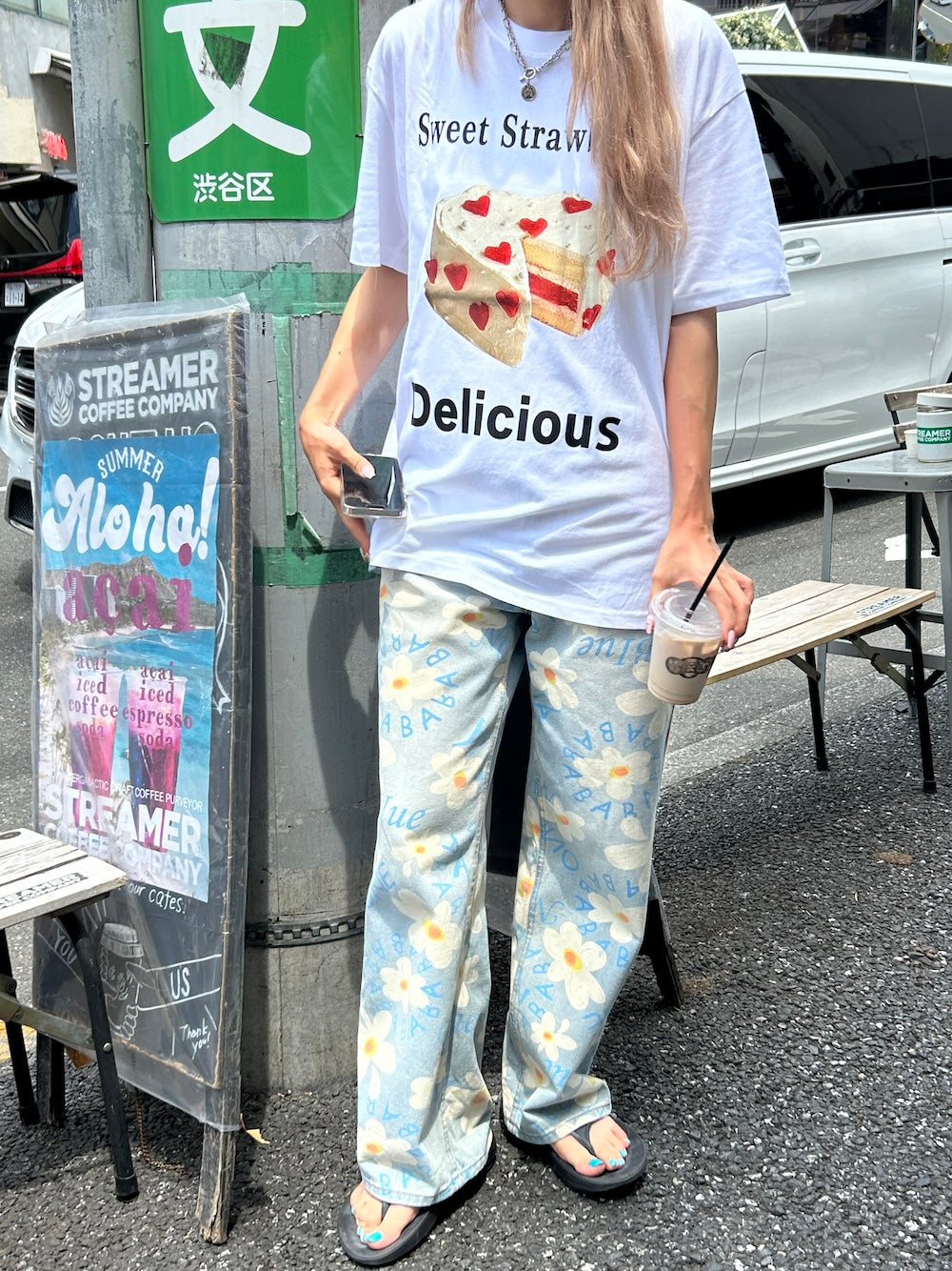 ＜SL2242679＞　strawberry T