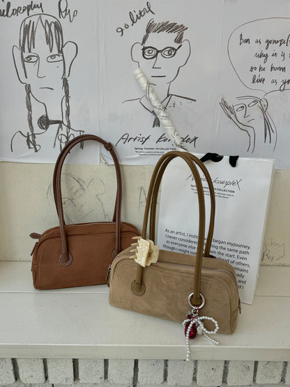 ＜SL1243604＞　suede shoulder bag