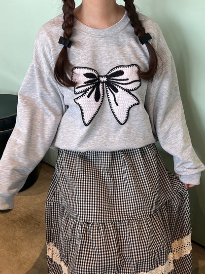 ＜RN2244006＞　リボン刺繍スウェット