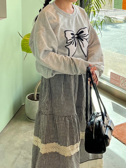 ＜RN2244006＞　リボン刺繍スウェット