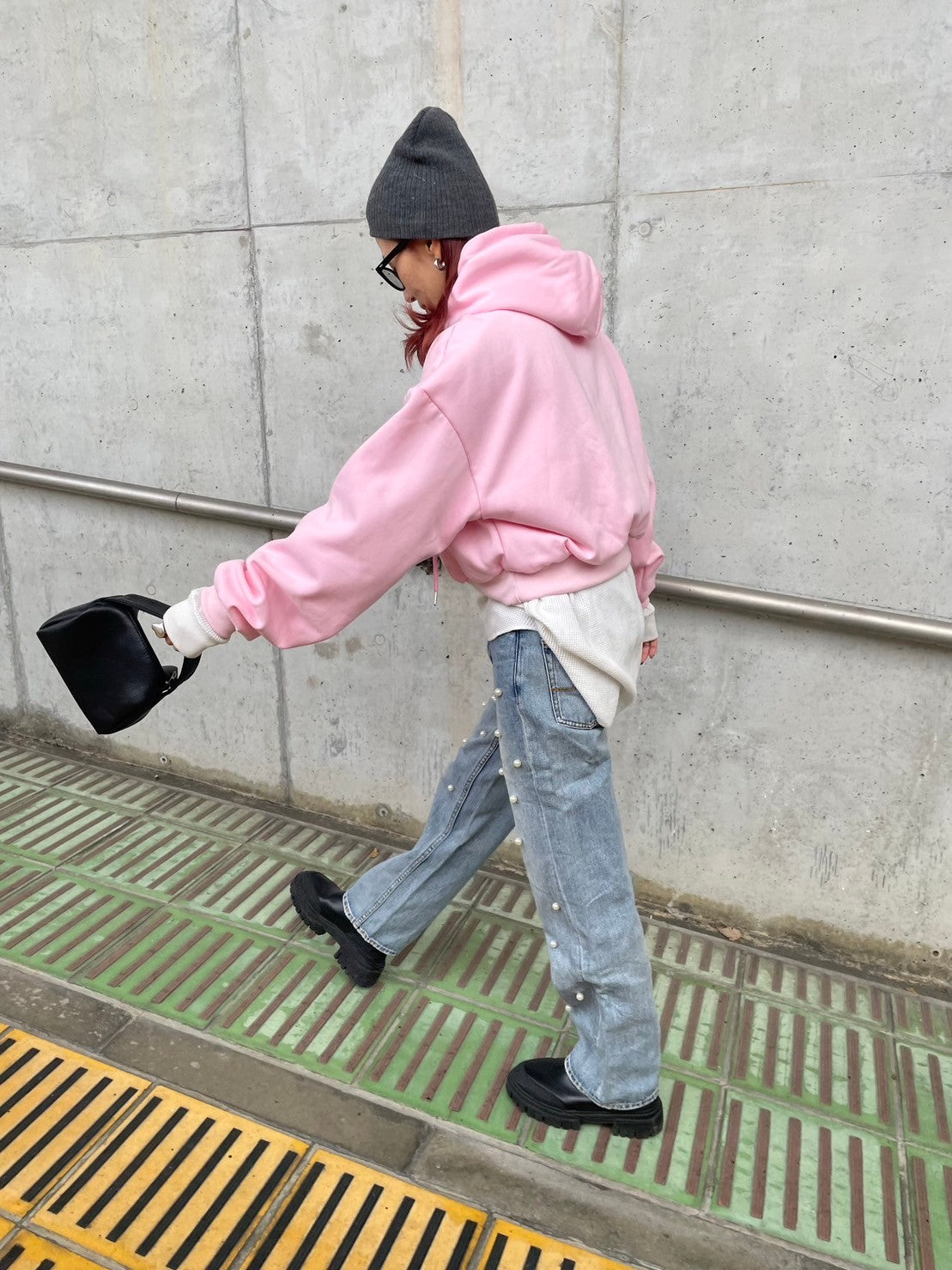 ＜AN2233348＞　ボリュームパーカー