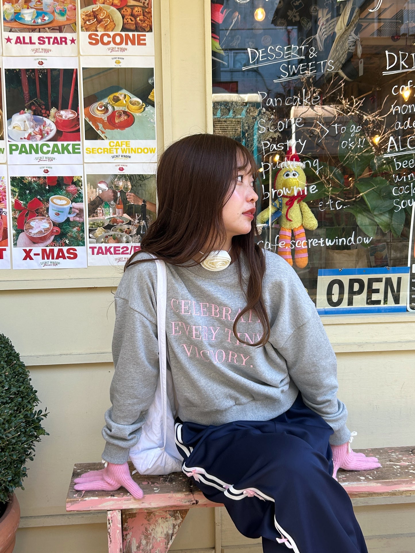 1,000円オフ！＜SL2234611＞　lettering middleスウェット
