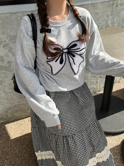 ＜RN2244006＞　リボン刺繍スウェット