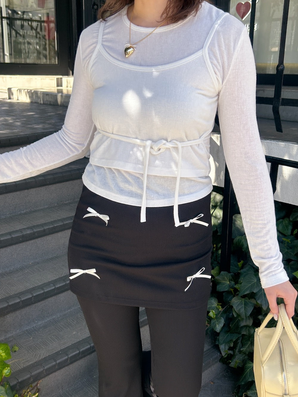 ＜SL2241632＞　リボンポイントレイヤードスカートパンツ