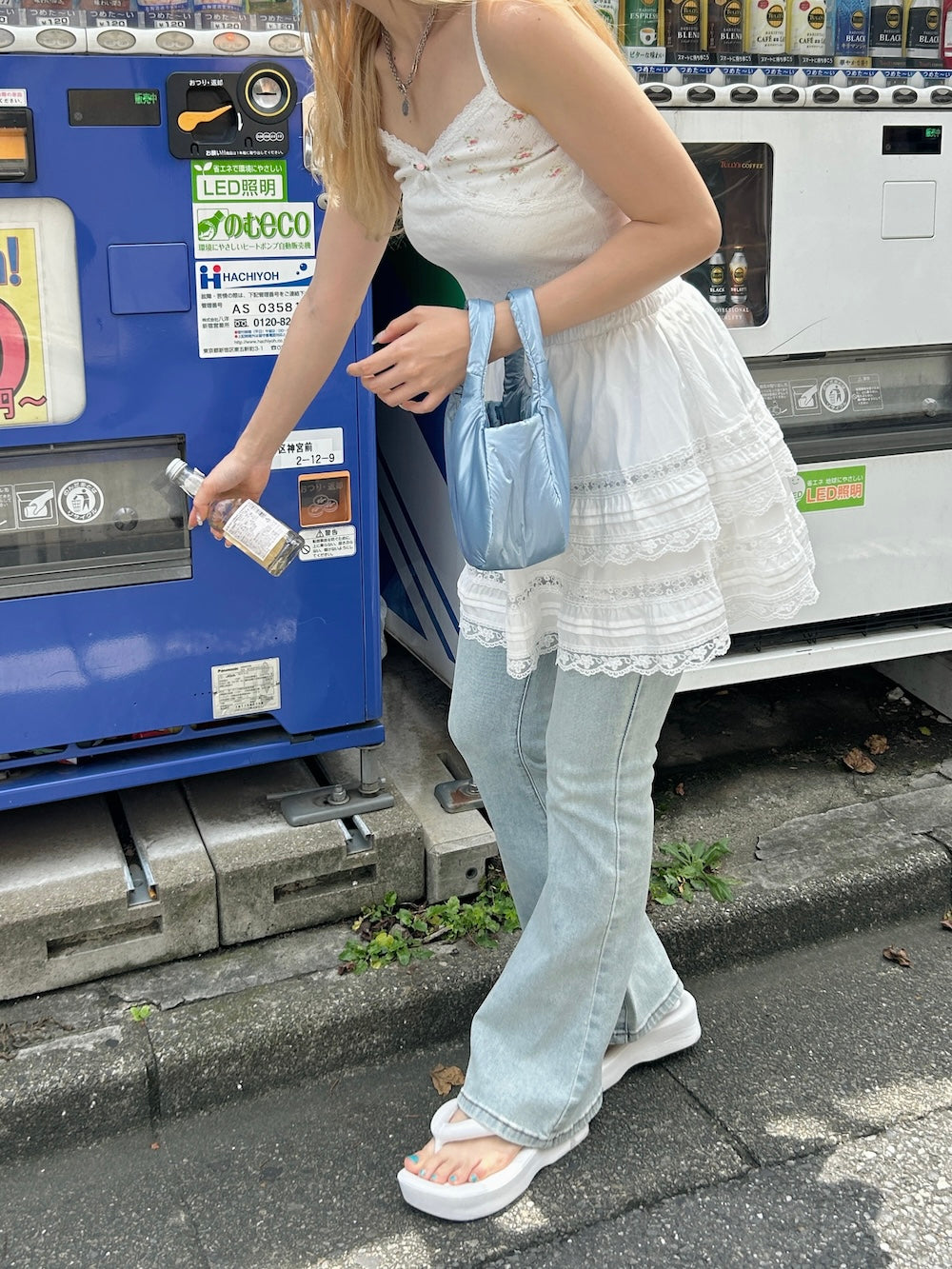 ＜SL2242607＞　針抜きフラワーキャミソール