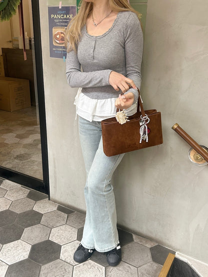＜SL2244666＞　ヘンリーネック切り替えフリルチュニック