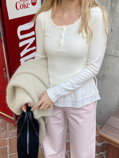 ＜SL2244666＞　ヘンリーネック切り替えフリルチュニック