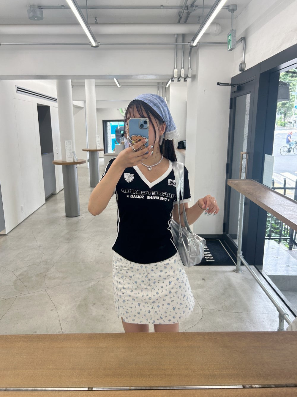 ＜SL2242641＞　小花柄ミニスカート
