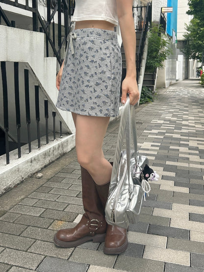 ※残りわずか！＜SL2242603＞　フラワースウェットミニスカート