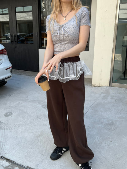 ＜SL2252608＞　パッド付き小花柄VネックTシャツ