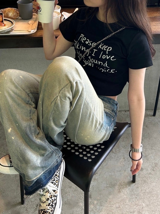 ＜LE2242901＞　ロゴTシャツ
