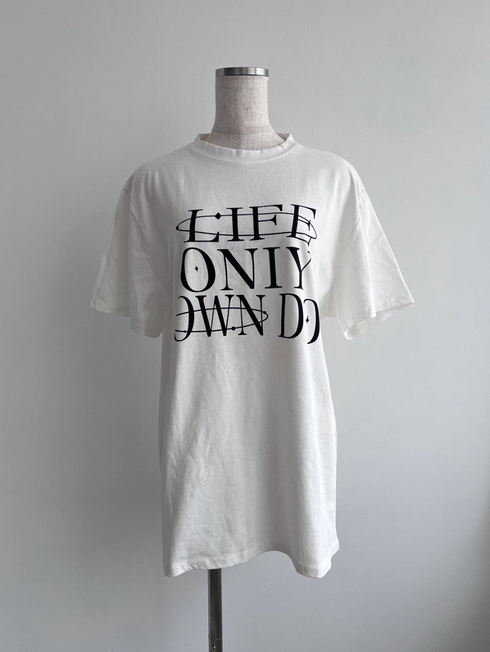 ＜LE2242912＞　ロゴビッグTシャツ