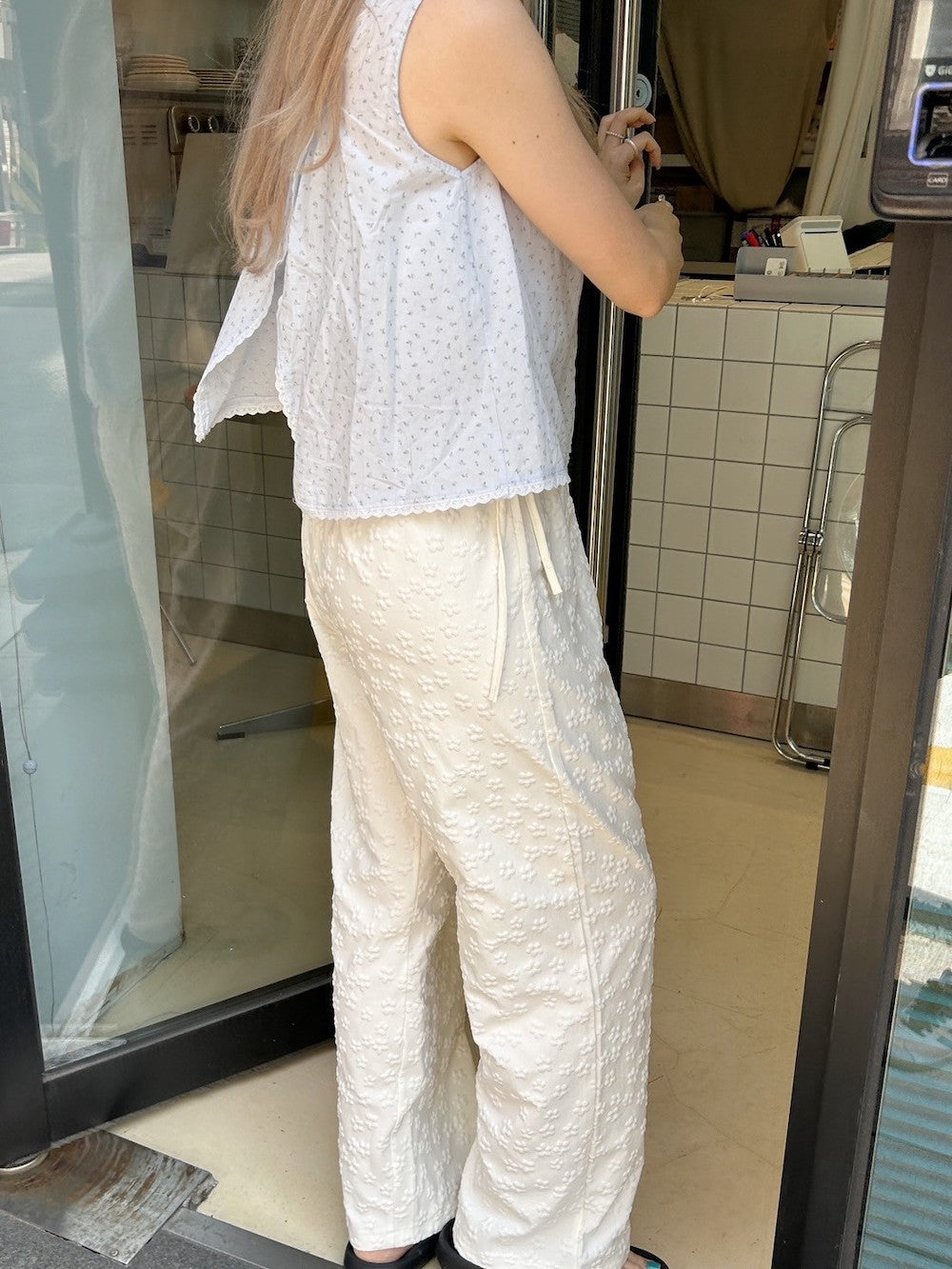 ＜SL2241665＞　フラワーエンボスパンツ