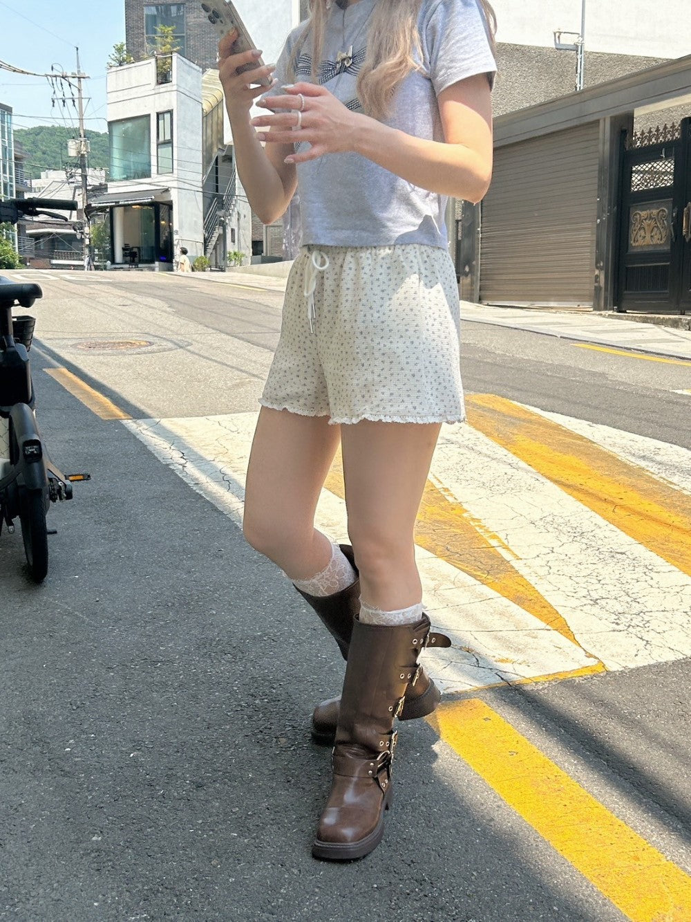 ＜SL2242617＞　小花柄フリルメロウショートパンツ