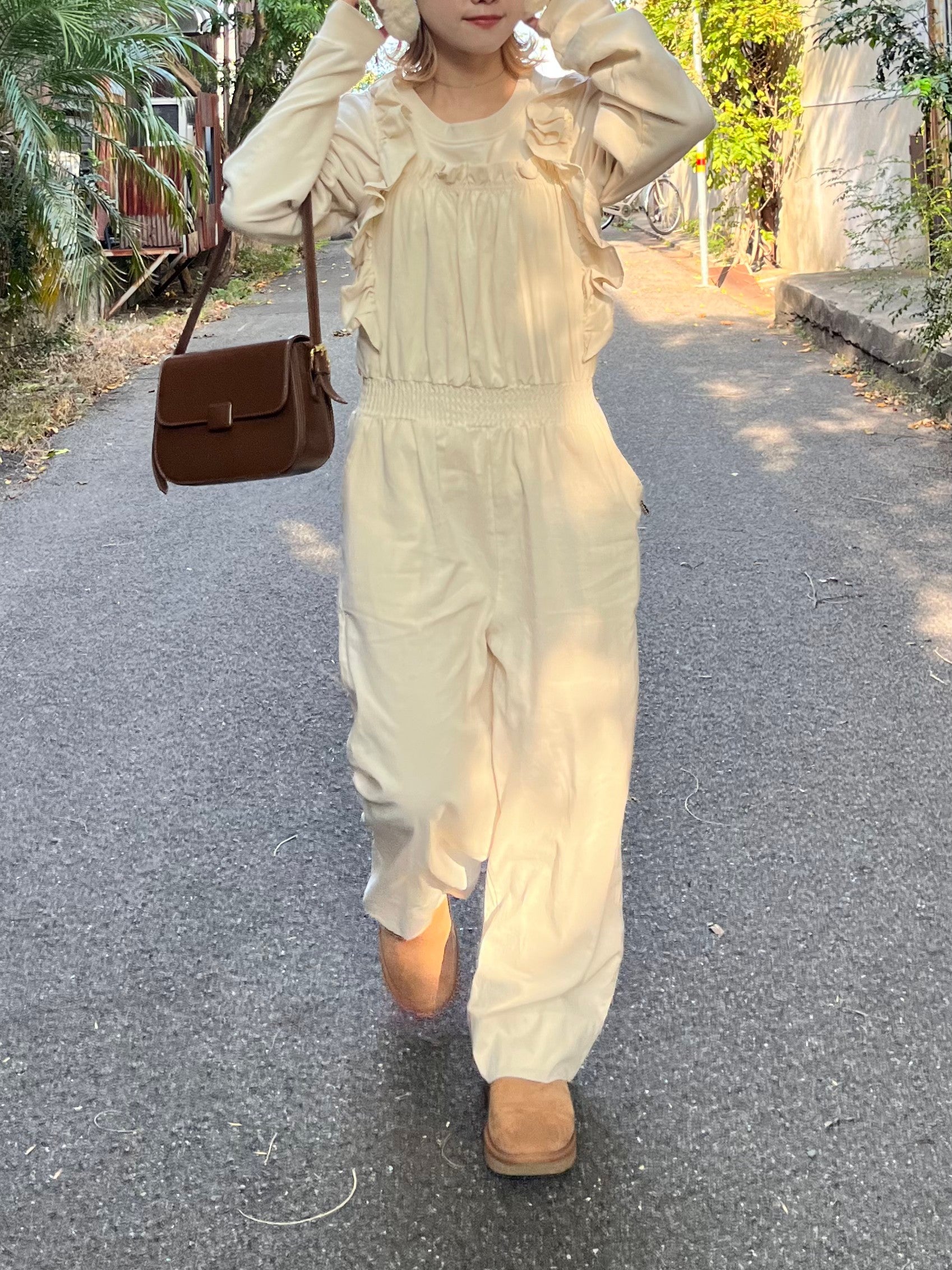 ＜IT2233401＞　フリルオールインワン