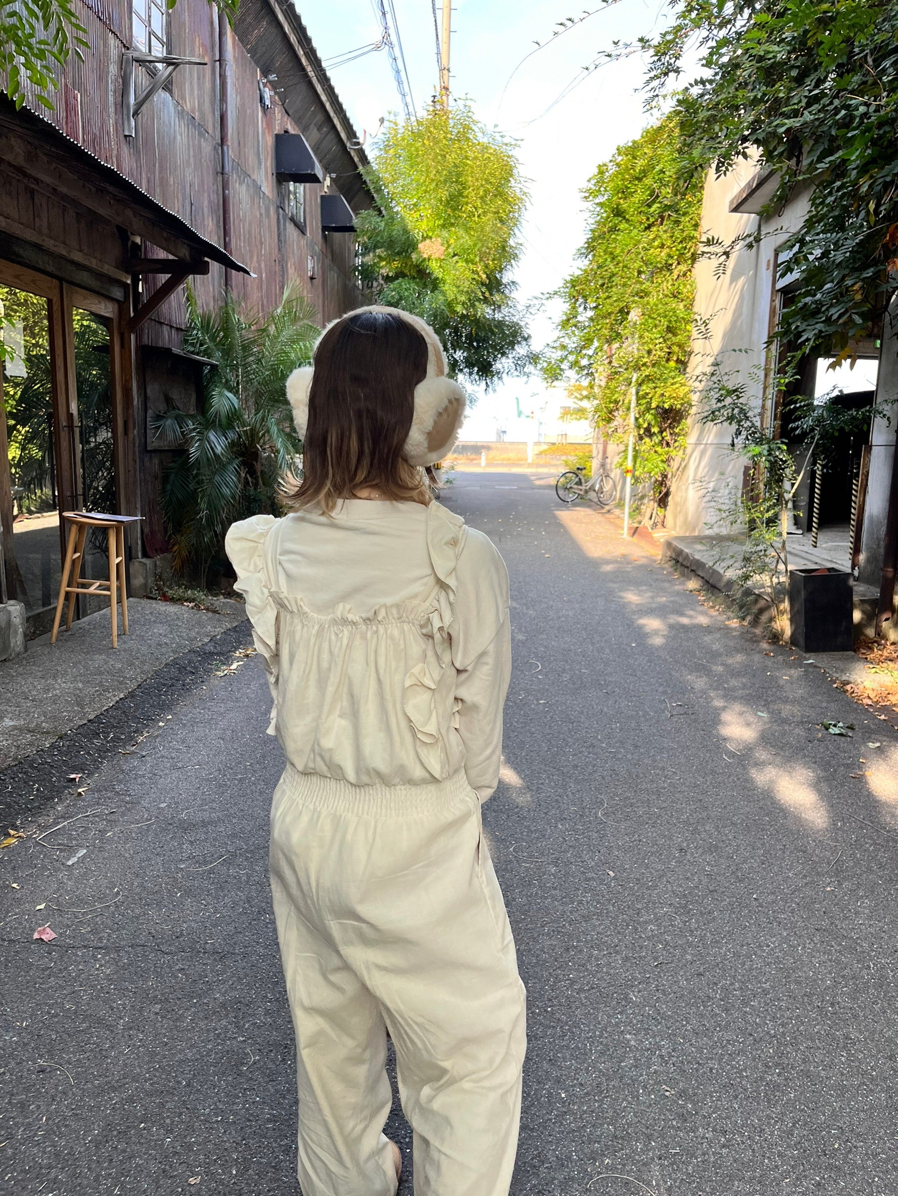 ＜IT2233401＞　フリルオールインワン