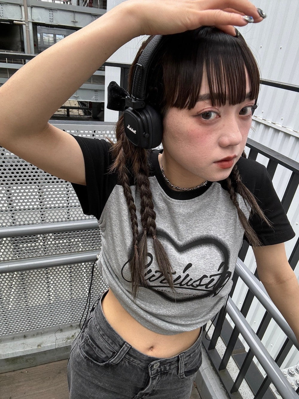 ＜IT2242404＞　サイドドロストラグランᎢシャツ