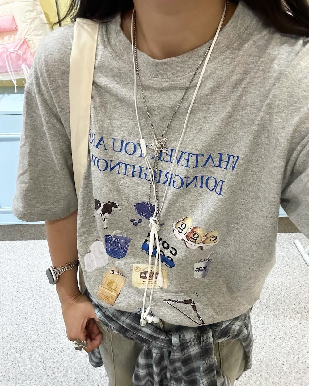 ＜CH2242817＞　レトロプリントTシャツ