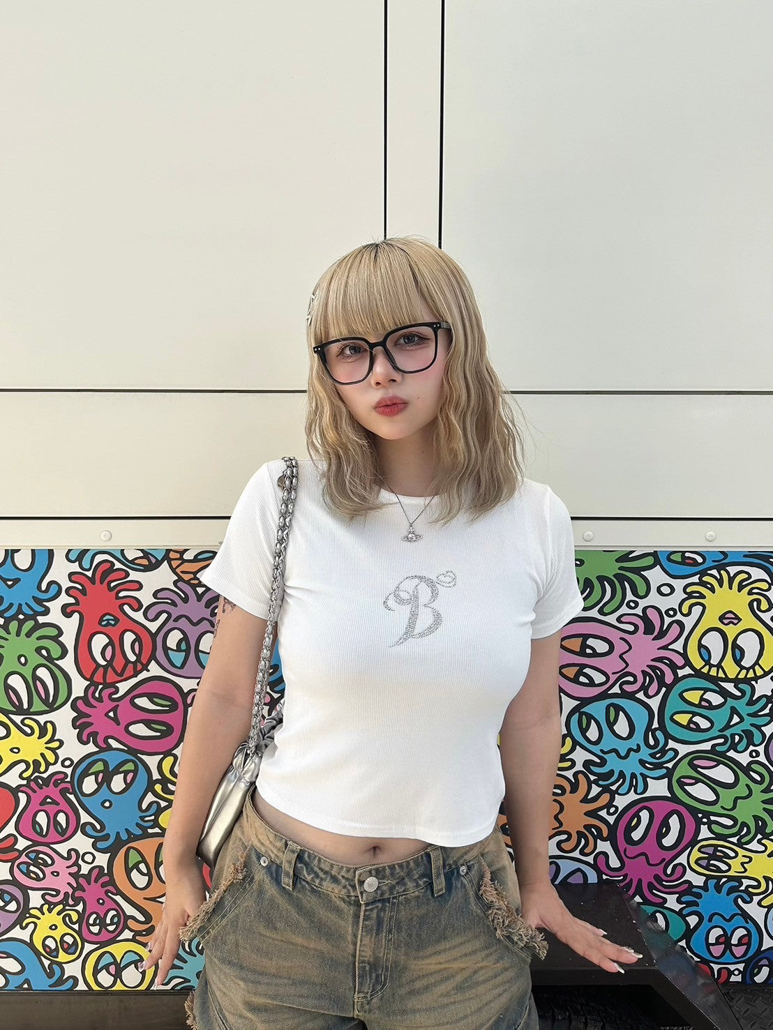 ＜GR2242533＞　バッグウィングデザインTシャツ