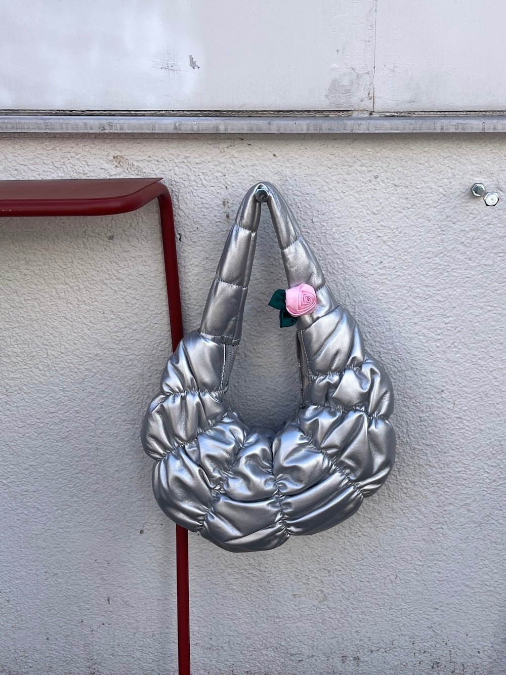 ＜LD4244901＞　ローズヘアクリップ
