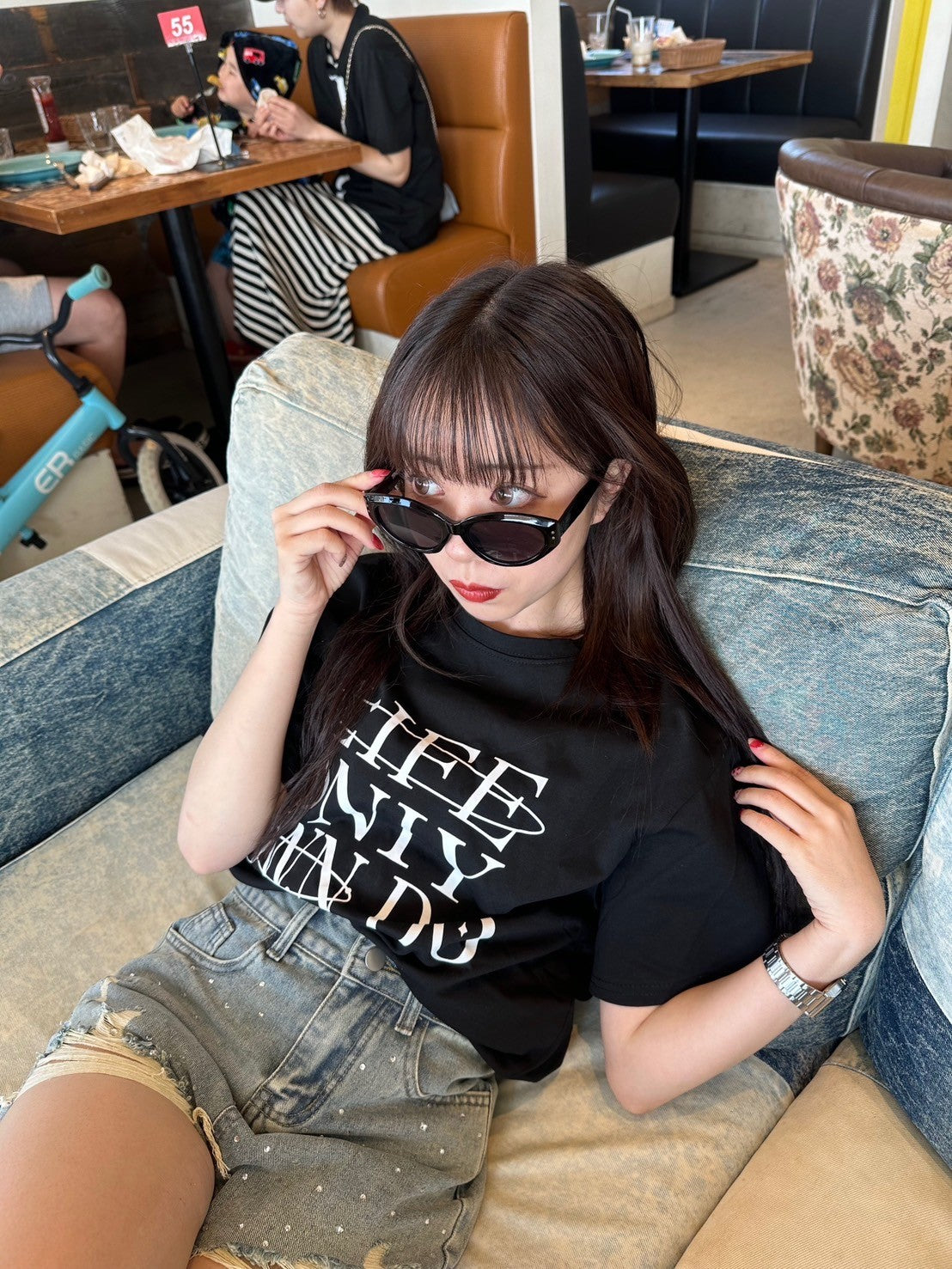 ＜LE2242912＞　ロゴビッグTシャツ
