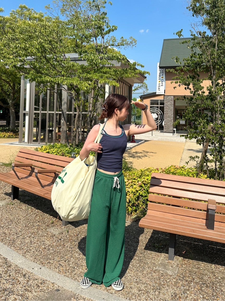 ＜LE2242919＞　ストレートパンツ