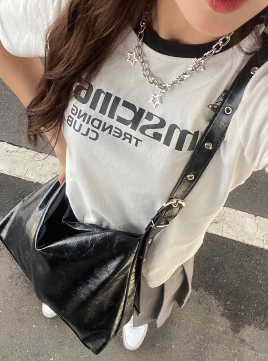 ＜CH2242802＞　スポーツトップス