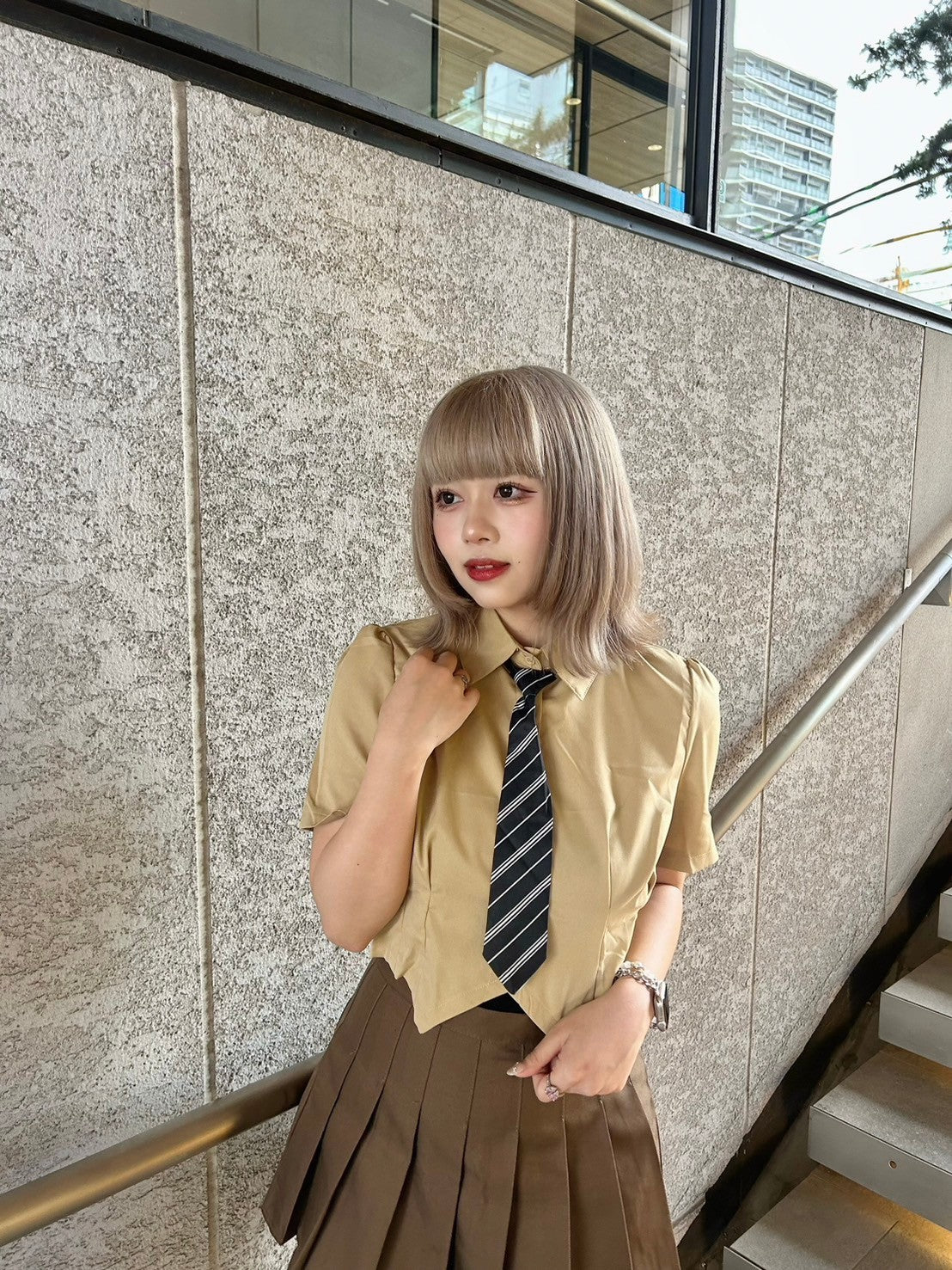 ＜GR2242512＞　ネクタイ付きシャツ