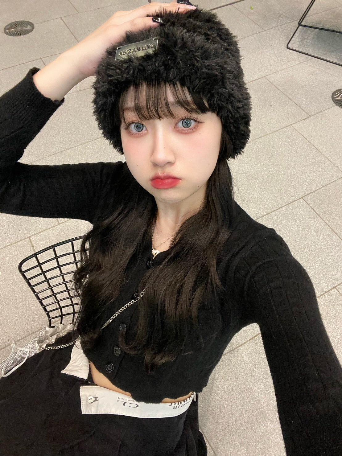 ＜QU4233227＞　ファーバケットハット